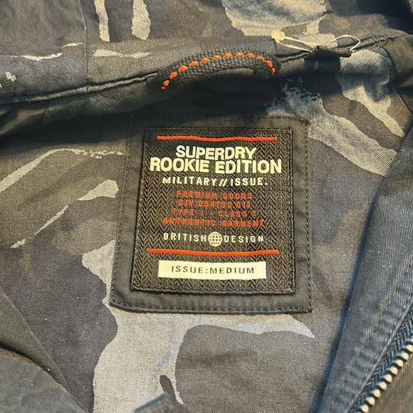 SUPERDRY ROOKIE MILITARY STORE
size medium - Picture 6 of 11